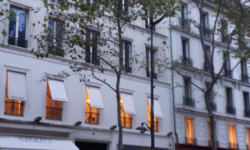 Place de la Madeleine 3 chambres