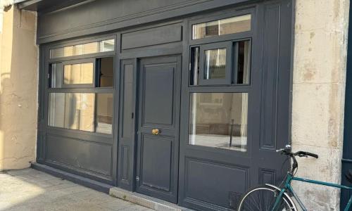 Ancien Atelier Parisien Grand 2 pièces