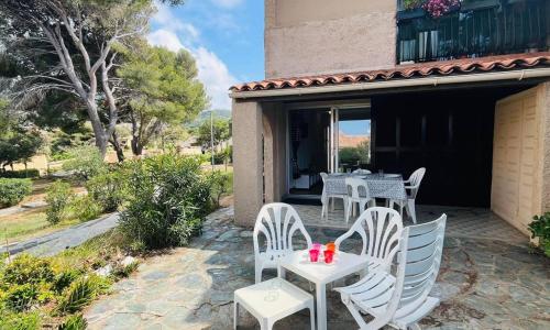 Appartement Lumio, 1 pièce, 4 personnes - FR-1-63-361