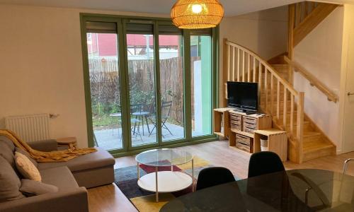 Lovely duplex at the gates of Paris