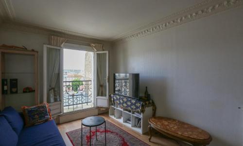 Spacious and bright 65 m apartment