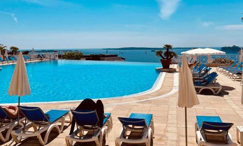 Appart CANNES résidence piscine-parc-tennis