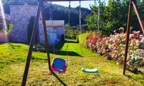 Dans le Var bas de villa plain- pied sur grand jardin avec entrée séparée