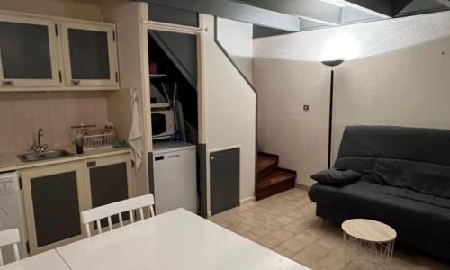 Maison T2 + cabine dans résidence avec piscine