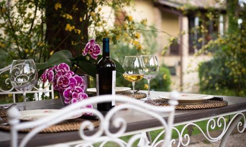 Ca' le cerque, villa surrounded by the Marche nature