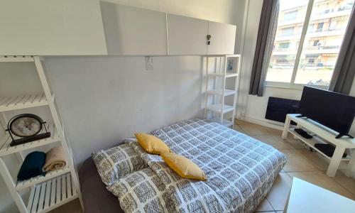 Studio plein centre de Juan - Proche plage et gare