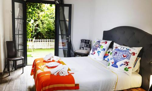 la Romana Luxe et sérénité au cœur de Saint-Tropez Suites spacieuses avec jardin enchanteur