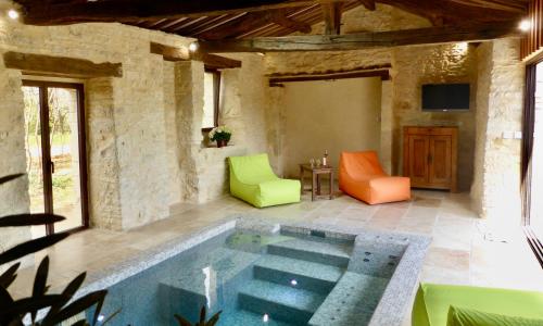 les gîtes de fred en Dordogne, Maisons avec piscines privées et chauffées