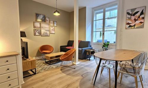 Studio Terrasse, Hypercentre, Neuf, RDC