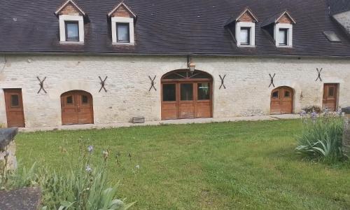 Mareuil gîte 5 à 14 pers