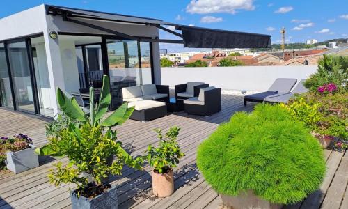 Spacious and bright nest with beautiful terrace