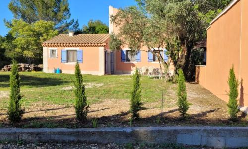 Location saisonnière villa Lauris