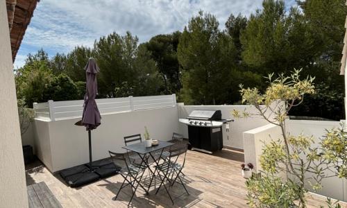 Appartement à proximité du port de carry le rouet