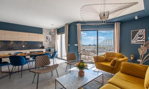 Luxury Mind Vue Exceptionnelle Pied dans l'eau Parkings privés 2 places Climatisation Hyper centre logement d'exception