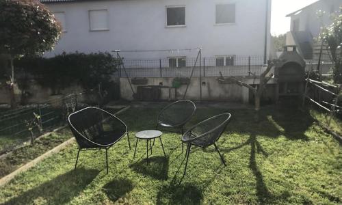 Appart T3 avec jardin proche commerces et aéroport