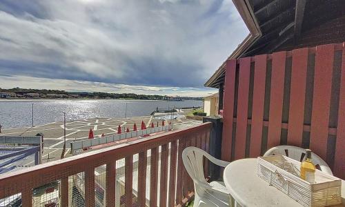 V Landes 02 T2 cabine - 4 personnes - avec vue sur le lac