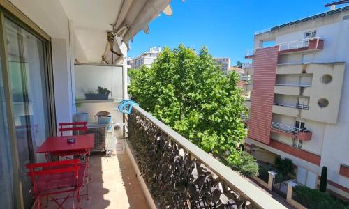 Magnifique studio Juan les pins-plage à pied