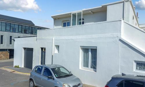 Lovely Apartment In Le Conquet With Kitchen