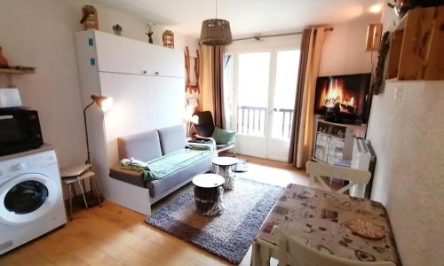 Appartement balcon vue pré et montagne