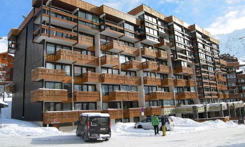 Apartment Névés 150 by Interhome