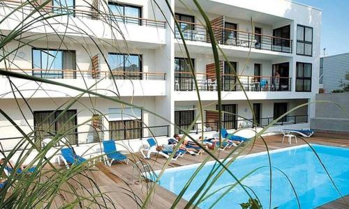 T1 avec piscine et terrasse au coeur de La Rochelle