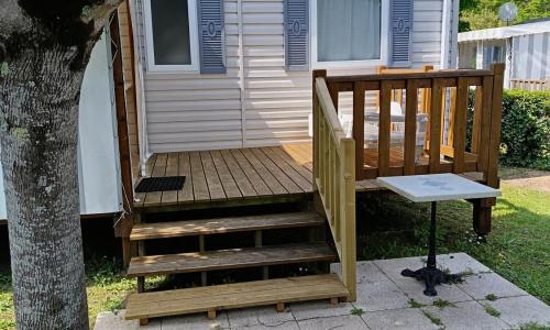 Camping bois dormant