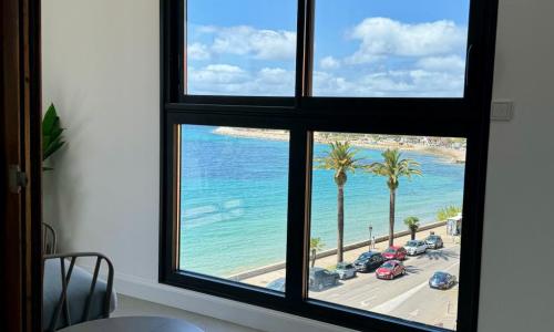 Hyper Centre, Front De Mer