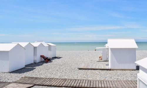 Beach Front Home In Ault With House Sea View