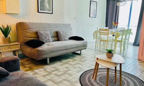 Appartement T2 40m2 à DEUX PAS centre PORT