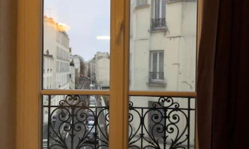 Bright cosy Studio - bedsit - 19 m2 For 1 or 2 p