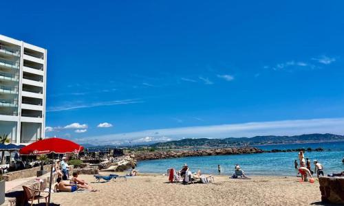 Cybelle YourHostHelper