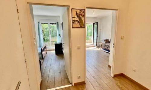 LOGEMENT ENTIER 2 PIECES PARKING 5'métro