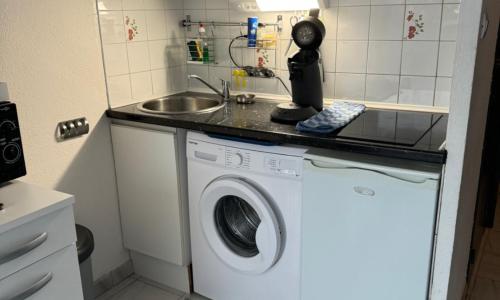 Studio cabine 50m port et plage