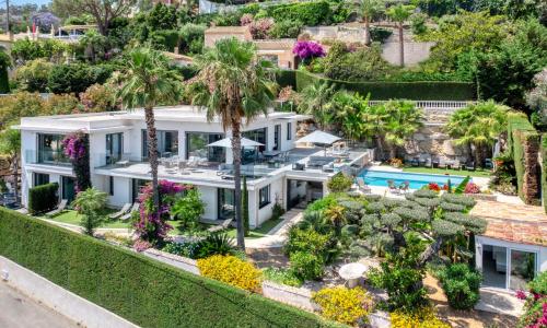 REF 2128 - Cannes - Sea view villa for rent