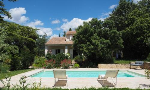 Lovely holiday home with private pool and garden