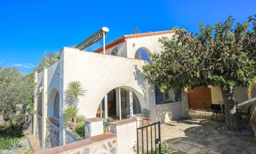 06AV3 - Bas de villa dans un cadre magnifique !