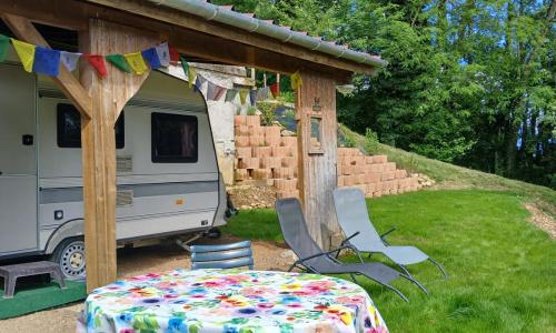 CARAVANE en pleine nature