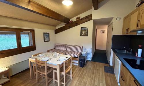 Appartement Demi-Quartier, 2 pièces, 6 personnes - FR-1-597-9