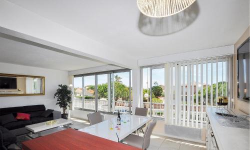 Cozy Apartment In Le Barcars With Wifi