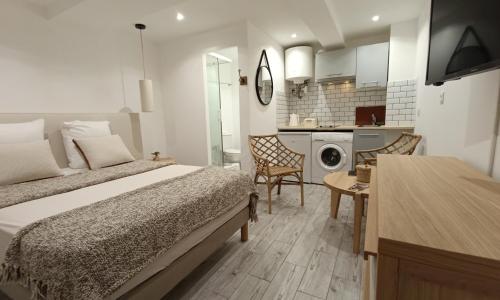 Studio à 2 pas du port