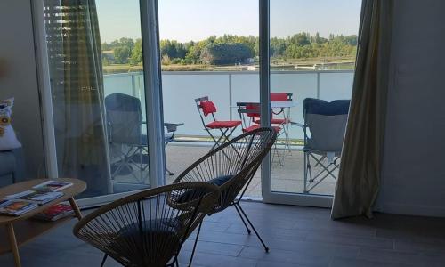 Appartement climatisé au coeur de la Provence lac et parcs d'attractions 10mn Avignon