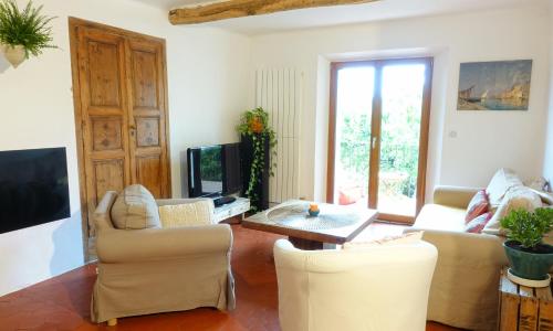 Grande maison de village 200 m2 calme tout confort