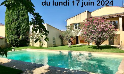 Villa avec Piscine & Jaccusy