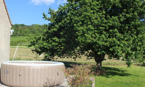 Le Petit Luquis - maison de campagne 6 chambres avec spa exterieur-