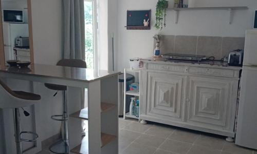 Cabanon indépendant en Provence