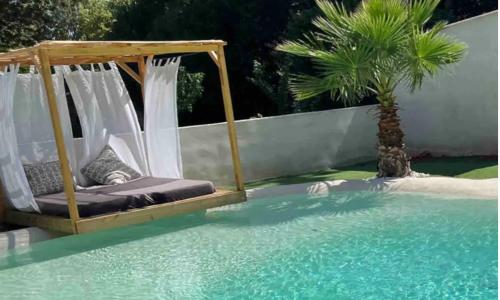 Avignon La maison des roses 1