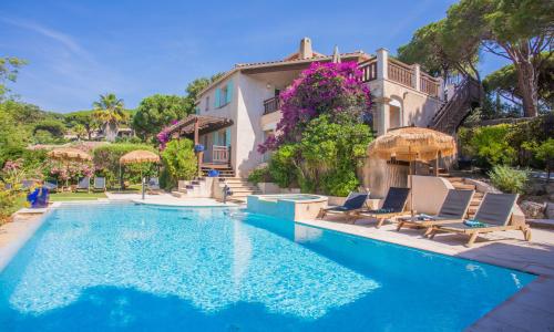 Villa à 200m de la plage