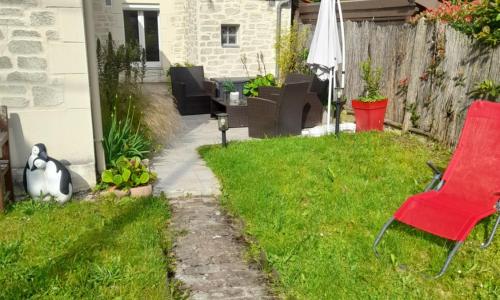 Maison à 20 min de Paris et liaison CDG (transports à 5 min à pied)