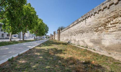 Studio aux portes des remparts !