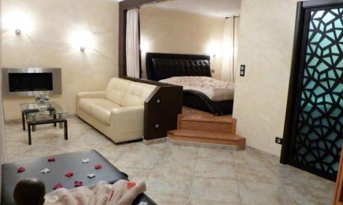 St Florent, jacuzzi et sauna privé